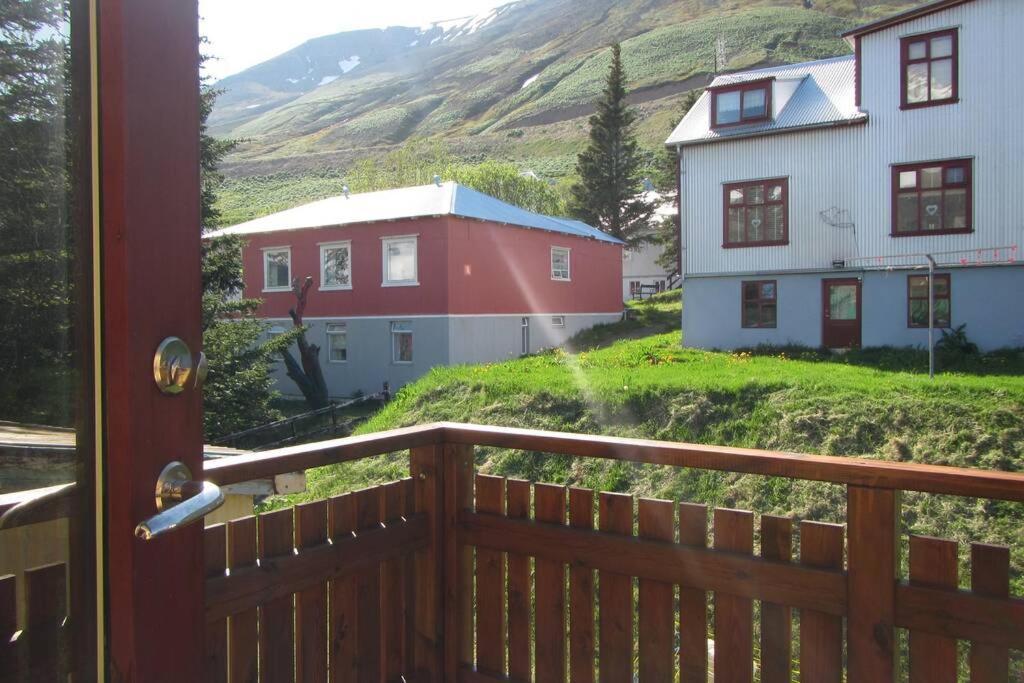 House With A Warm Soul In North Iceland Siglufjordur Exterior foto